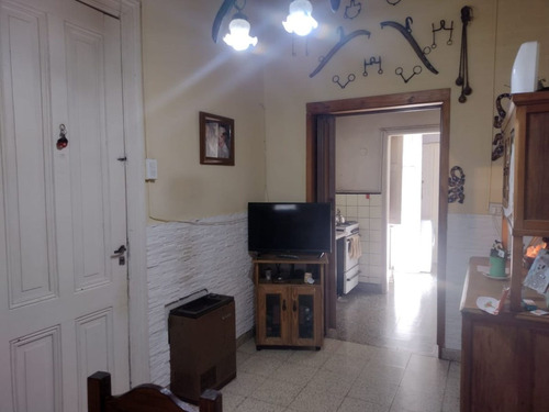 Casa Dos Dormitorios Ciudad De Azul A La Venta