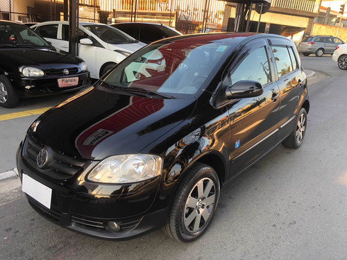 Imagem 3 de 15 de Volkswagen Fox 2008 1.6 Route Total Flex 5p