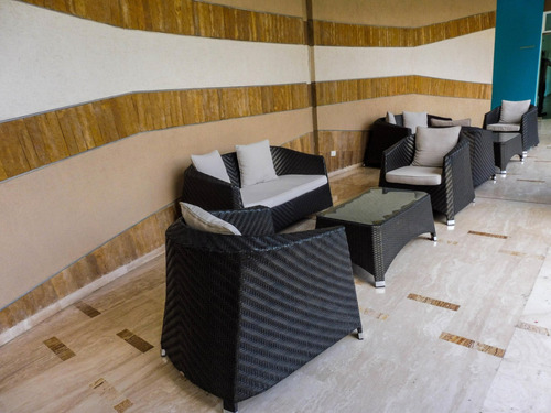 Ss: Vende Apartamento 24-6297 En Mesetas De Santa Rosa De Lima De 220 M2, 4h/3b/3pe