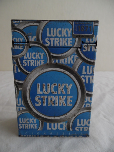 Imagen 10 de 10 de Cigarrera Y Lata Lucky Strike Vintage De Coleccion En Metal.