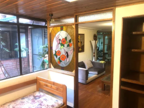 Apartamento En Primer Piso, Tranquilo, 2 Habitaciones, Estudio, Bbq Excelentes Vías De Acceso