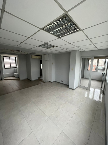 Imagen 6 de 11 de Oportunidad Ideal Oficinas Con Hermosa Vista