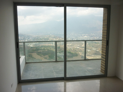 Imagen 6 de 14 de Apto Alto Hatillo Tlfn +58 4144151940