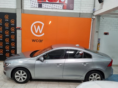Imagen 2 de 17 de Volvo S60 T4 1,6 Mt 2014