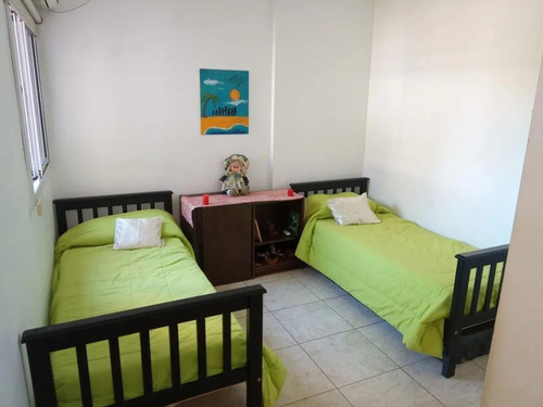 Imagen 6 de 12 de Departamento En Venta - 2 Dormitorios 1 Baño 100mts2 - Villa Carlos Paz