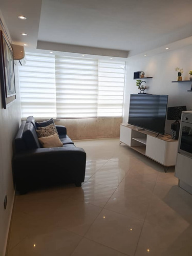 Alquiler/ Apartamento / El Encantado, Primera Etapa / 75,65m² /2h /2b/ 1e