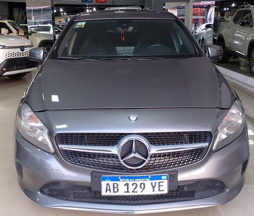 Mercedes-Benz Clase A 1.6 A200 Urban 156cv
