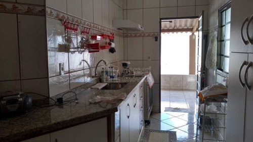 Imagem 4 de 6 de Venda De Casas / Padrão Na Cidade De Araraquara 5943