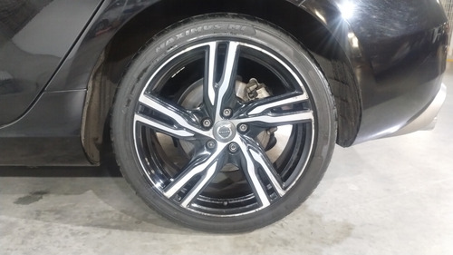 Volvo V40 2.0 R-DESIGN T5