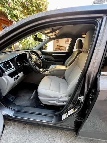 Toyota Highlander 3.5 Le At