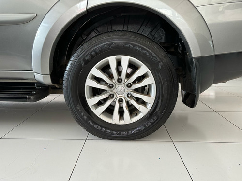 Mitsubishi Pajero Dakar 3.2 HPE 4X4 7 LUGARES 16V TURBO INTERCOOLER DIESEL 4P AUTOMÁTICO