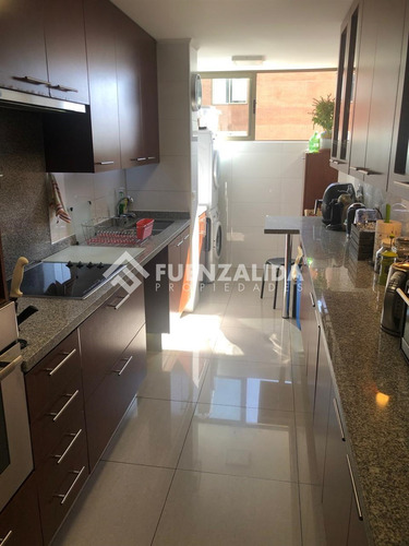 Departamento En Venta De 4 Dorm. En Lo Barnechea