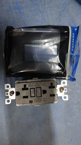 Contacto Doble Falla Tierra Placa Black Alpha E92329 Estevez