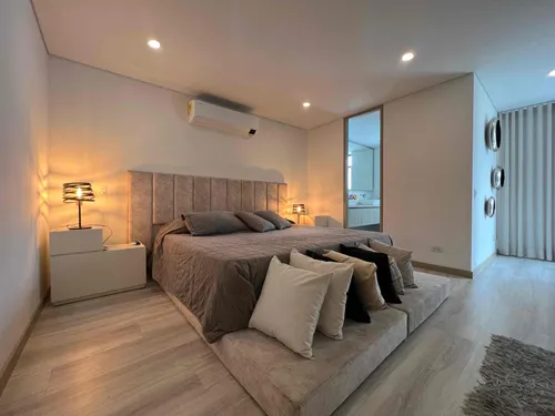 Apartamento En Venta En Loma De Las Brujas. Cod V12609