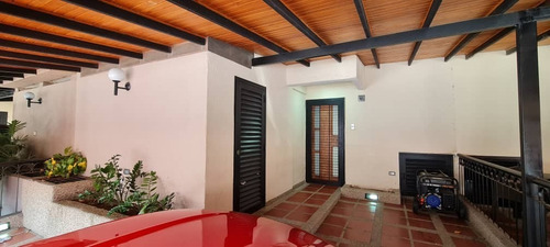 Imagen 1 de 17 de Townhouse En Altos De Monte Alegre I I Código 139951 Vende Yackeline Tovar 04145831984