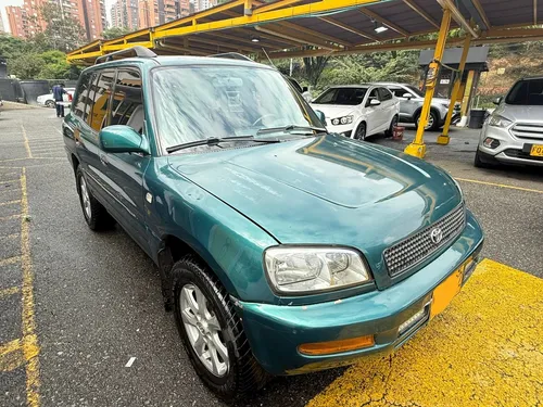 Toyota RAV4 2.4l