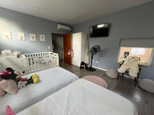 Venta Casa De 5 Amb En Villa Sarmiento El Palomar