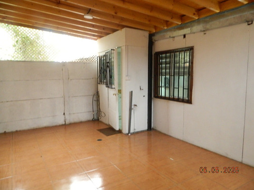 Excelente, Casa 2 Pisos, Los Prados Del Valle