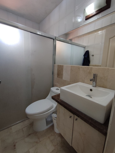 Townhouse En Venta En Naguanagua, Tazajal, Resd Monte Alegre I . 140mts,3hab,planta Electrica 100% Y Mas.. Ag / Yafa