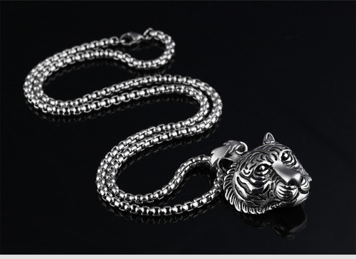 Imagen 3 de 4 de Collar Dije Cabeza De Tigre Acero Inoxidable Moda