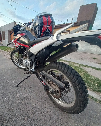 Imagen 5 de 5 de Beta Tr 250