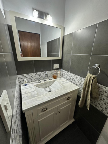 Departamento En Venta 2 Dormitorios Semipisos C/balcón Terraza Montevideo 1900 Piso 8