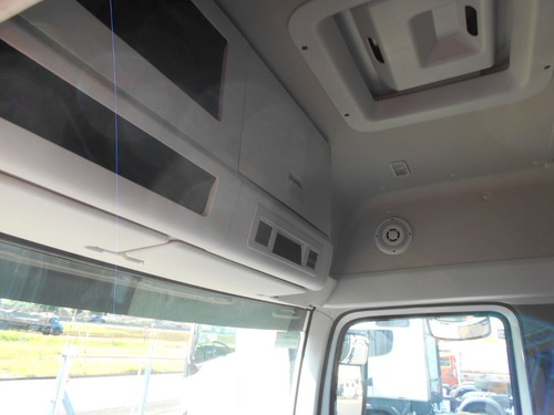 Imagem 9 de 25 de Vw Volkswagen 24280 Branco 2022 Roll-on