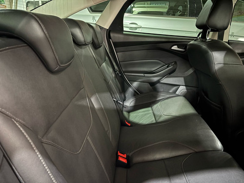 Ford Focus III 2.0 Sedan Se At6