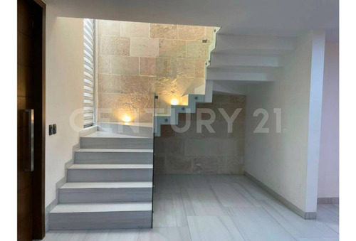 Casa En Venta En Mayorazgo En Leon Gto