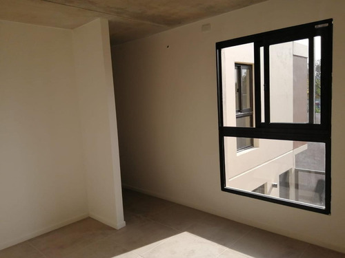 Imagen 15 de 28 de Duplex En Condominio Cerrado- Zona Portones - Carrasco Norte