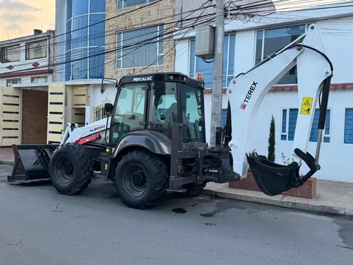 Retroexcavadora Terex Mecalac Tlb990