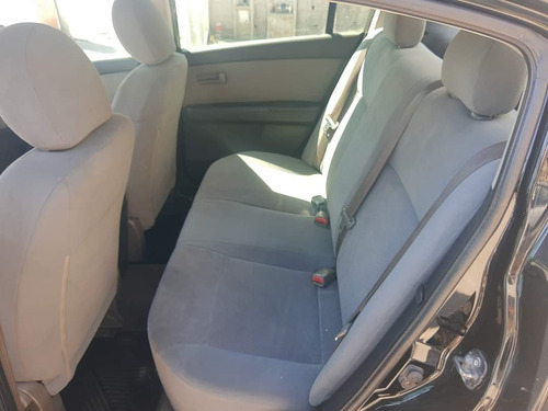 Imagem 10 de 15 de Nissan Sentra 2011 2.0 Flex 4p