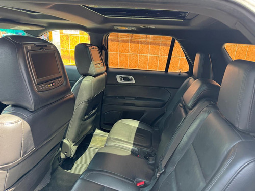Ford Explorer 4.0 Limited V6 Sync 4x2 Mt