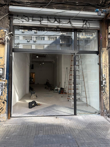 Alquiler Local Comercial 200 Mts 2 En 18 De Julio Cordón.