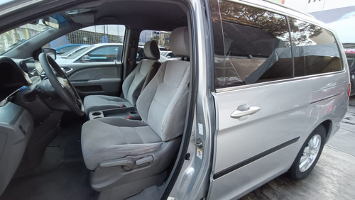 Honda Odyssey 3.5 Lx Minivan At