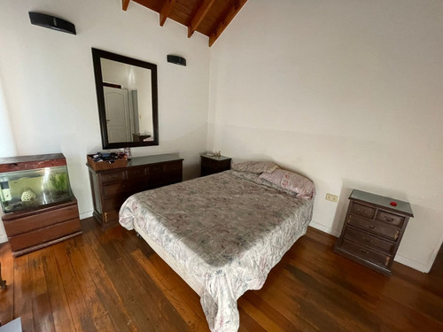 Imagen 2 de 26 de Chalet Castelli Al 600 750 M2 De Terreno