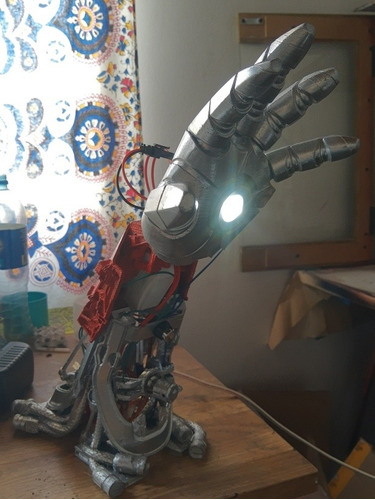 Lámpara Iron Man