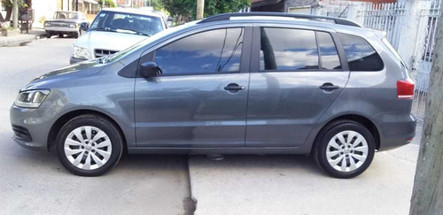 Volkswagen Suran 1.6 Comfortline 101cv 2015