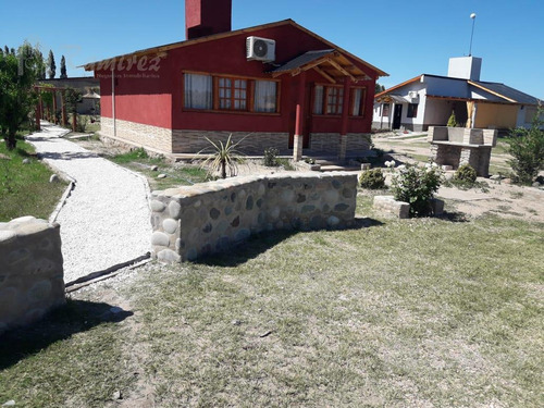Imagen 22 de 30 de Cabañas En Mendoza - Salto De Las Rosas