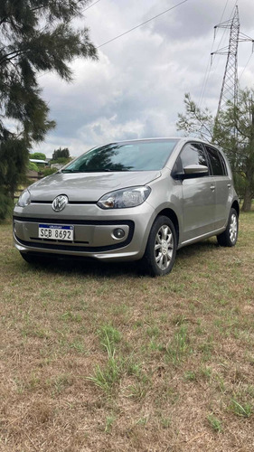Imagen 12 de 22 de Volkswagen Up! 2016 1.0 High Up! 75cv