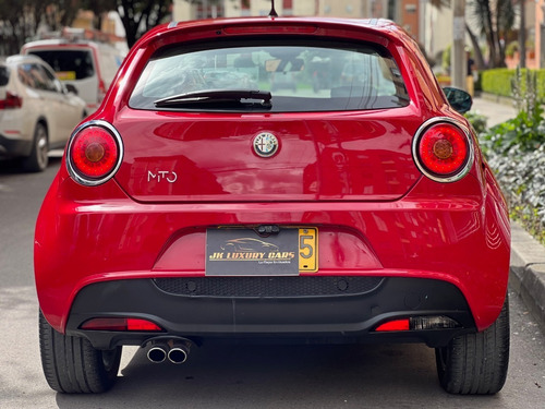 Imagen 4 de 14 de Alfa Romeo Mito Disctintive 1.400cc M/t 4ab Fe Turbo 2011