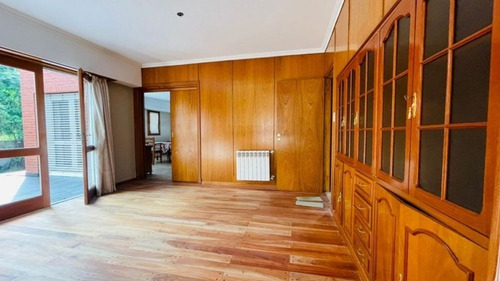 Imagen 13 de 28 de Chalet En Venta En El Barrio Los Troncos