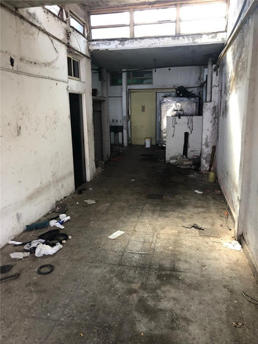 Imagen 5 de 19 de Galpón De 300 Mt2 Con Local + Vivienda - Losa - Lote 10x30