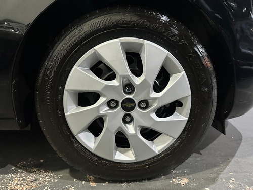 Chevrolet Onix ONIX HATCH LT 1.4 8V FLEXPOWER 5P AUT.