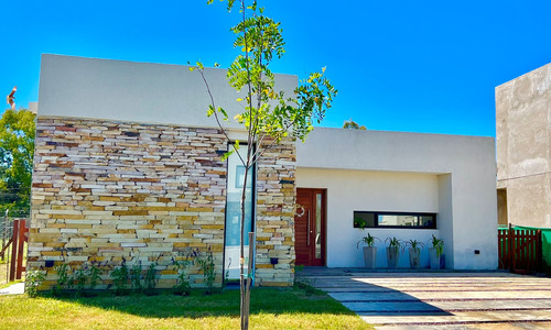 Casa  En Venta En Santa Ana, Villanueva, Tigre