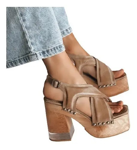 Jazmin Chebar Zuecos De Madera | MercadoLibre 📦