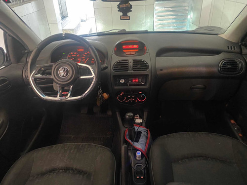 Peugeot 206 2008 1.4 Presence Flex 5p