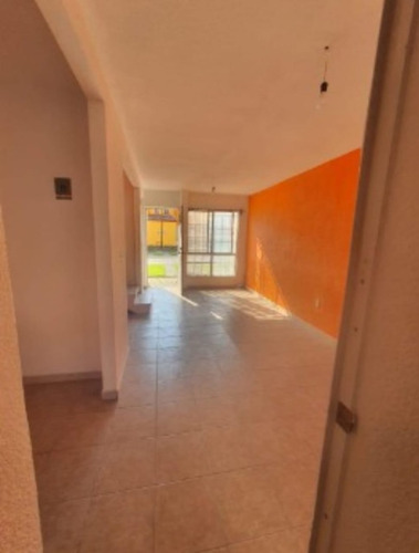 Cas Excelente Para Vacacionar En Remate, Geo Villas Colorines, Ampolas, Col. Emiliano Zapata, Morelos. Arf