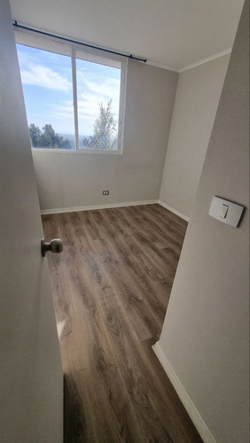 Depto En Arriendo 3d +estudio -2b-estacionamiento 550.00