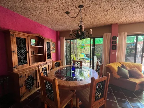 Casa En Renta En Ampliacion Vista Hermosa, Cuernavaca